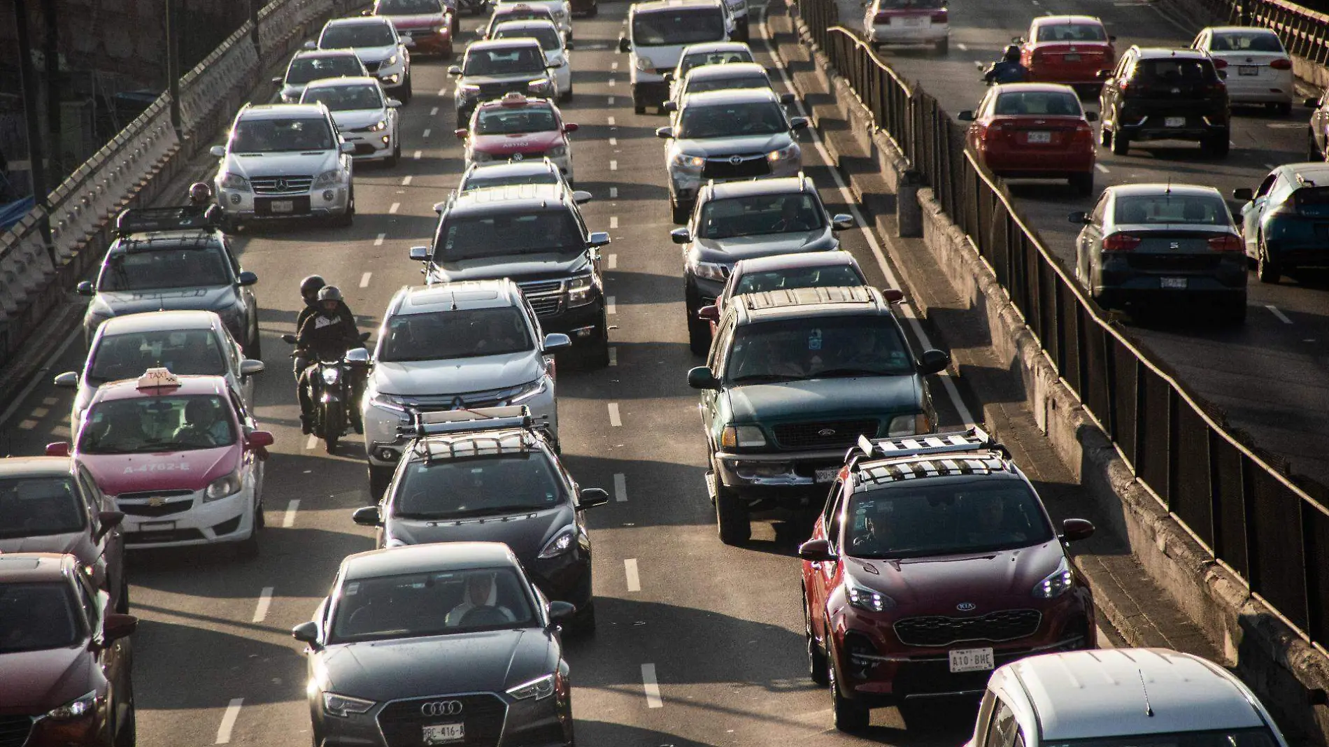 906673_Tráfico en el Viaducto-2_web